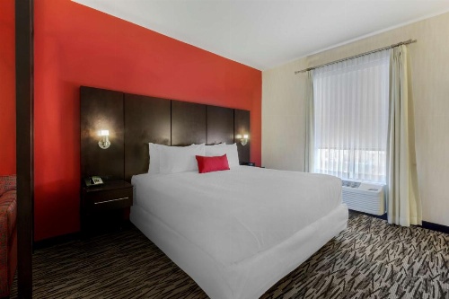 C Hotel By Carmen's, BW Premier Collection image 15