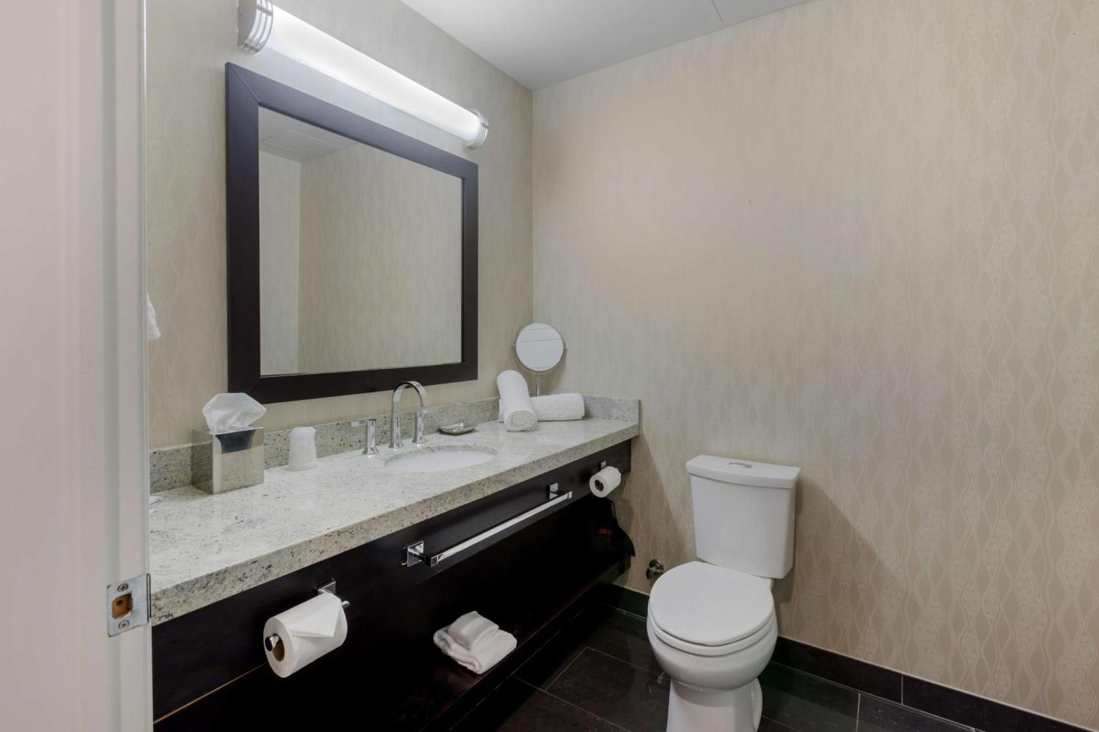 C Hotel By Carmen's, BW Premier Collection